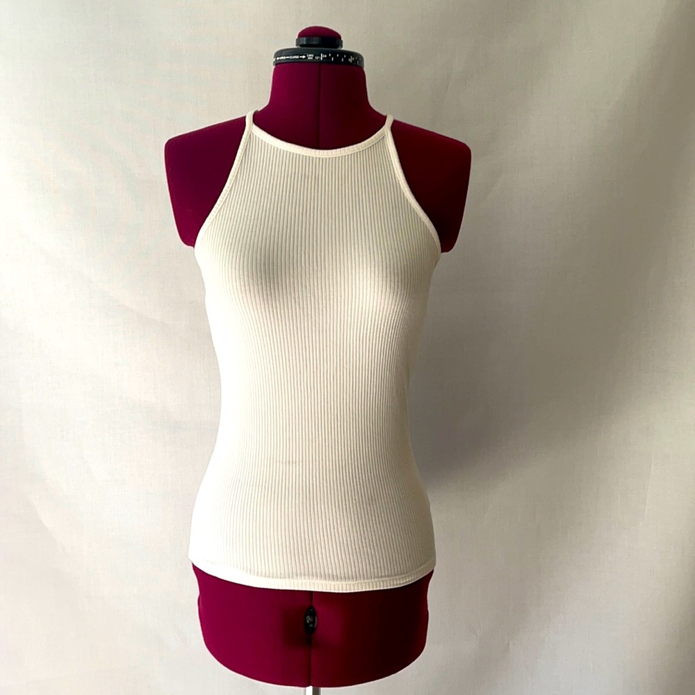 AMBIANCE WHITE TANK TOP *~* EUC